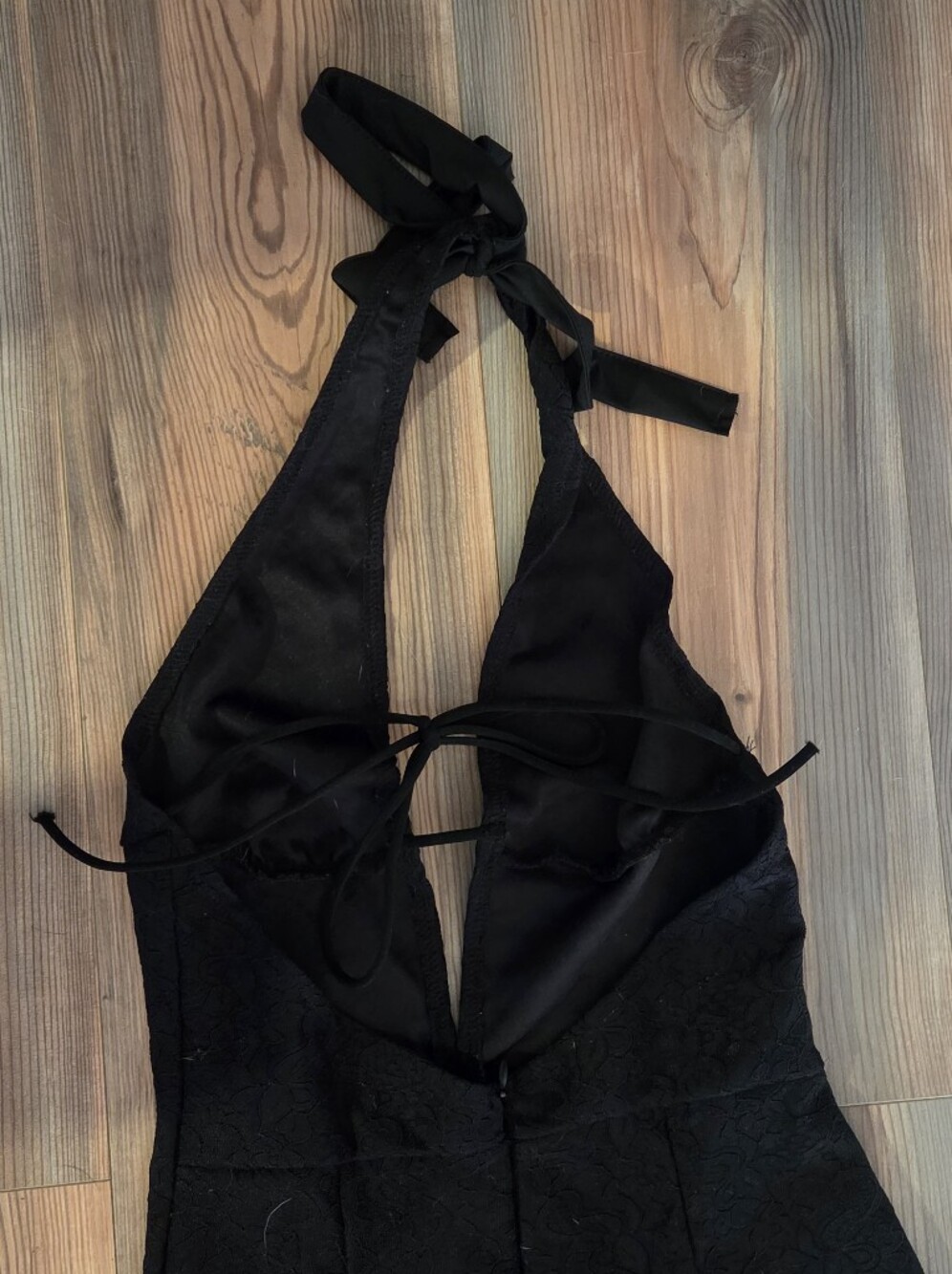Source Unknown Black Halter-Neck Wide-Leg Jumpsuit - Picture 6 of 9